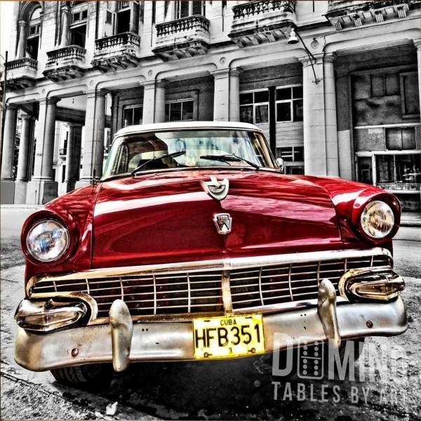T044 Cuban Antique Car